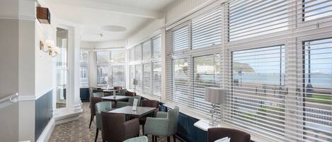 Bar (in der Unterkunft)