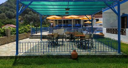 Sunwaves Apartments