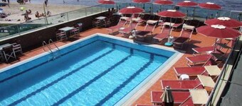 Vivas Hotel