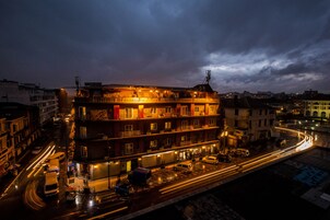 Fachada del alojamiento - Noche