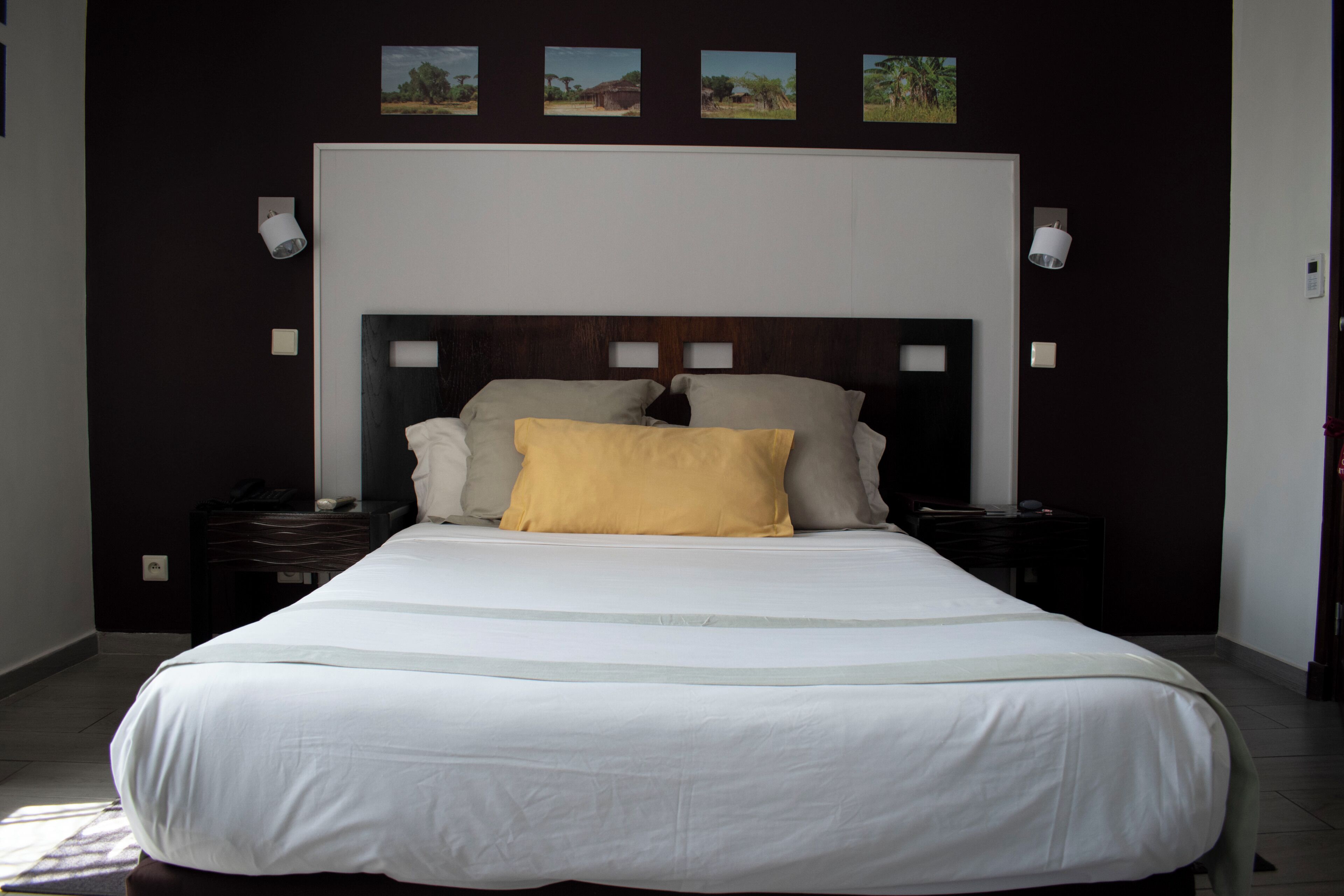 Standard Room | Minibar, in-room safe, individually decorated, individually furnished