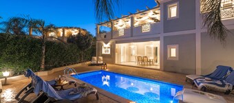 Mamfredas Luxury Resort