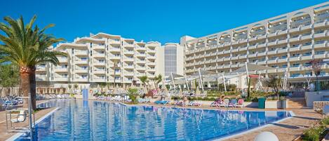 Indoor pool, outdoor pool