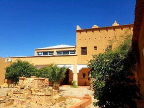 Exterior - Auberge Kasbah Ennakhile (Nekob)