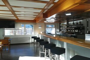 Bar (en la propiedad)