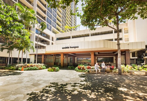 Hawaiian Sun Holidays