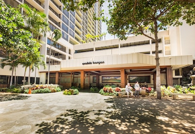 Hawaiian Sun Holidays