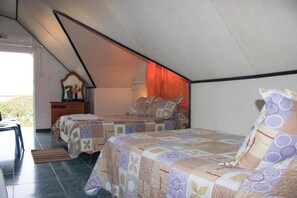 1 quarto, frigobar, cofres nos quartos, cortinas blackout