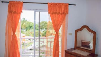 1 habitación, minibar y caja de seguridad en la habitación