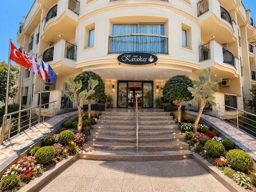 Club Karakas Apart