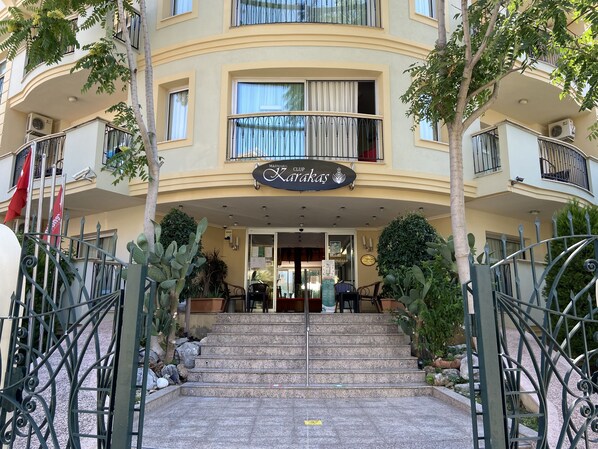 Majoituspaikan sisäänkäynti