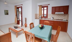 Dining - Golden Sun (Karpathos)