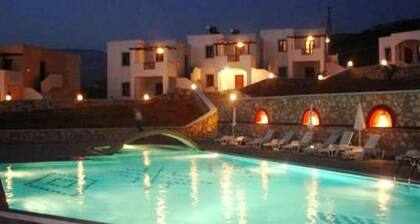 Golden Sun Apartments