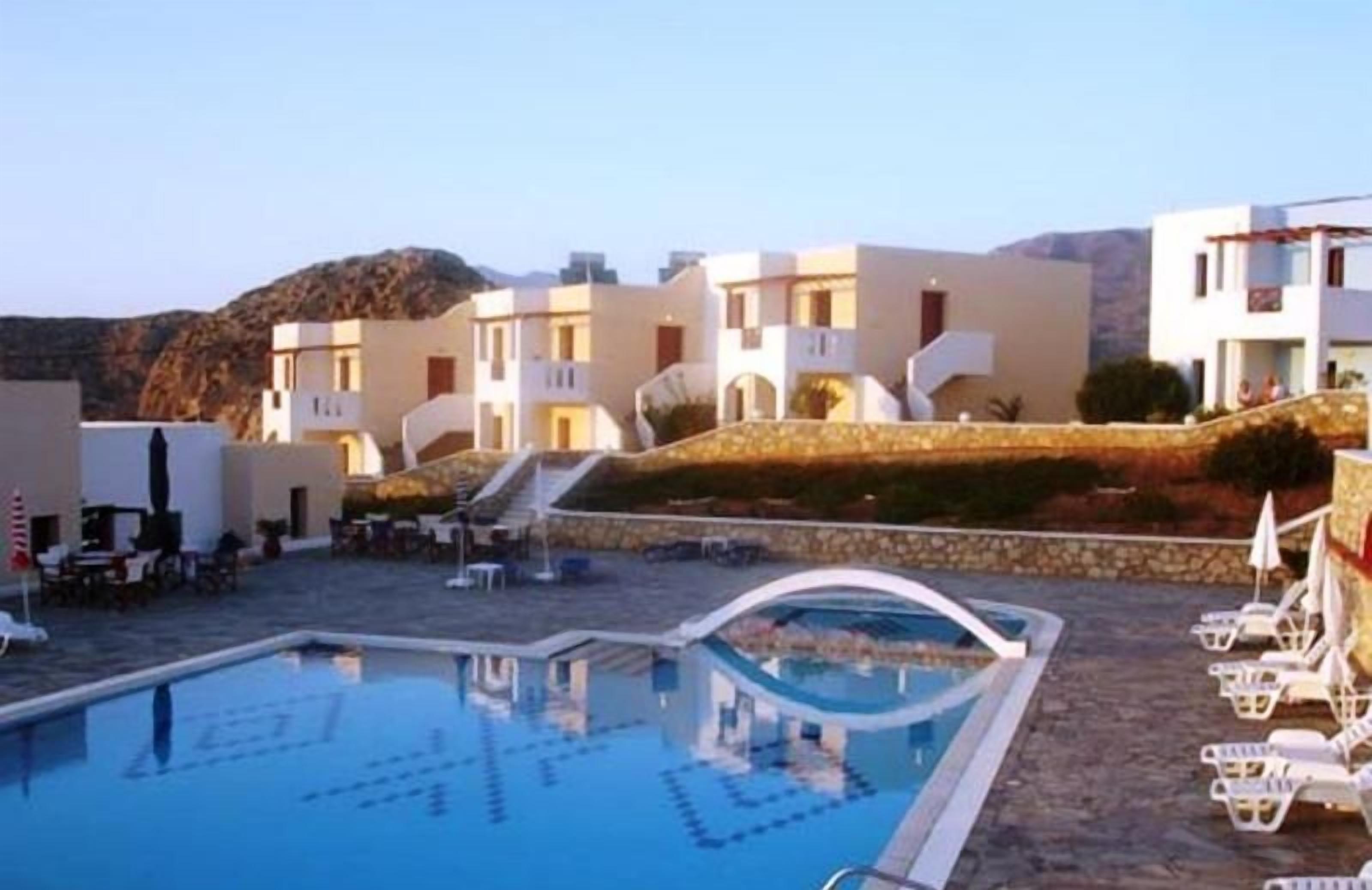 حمام سباحة