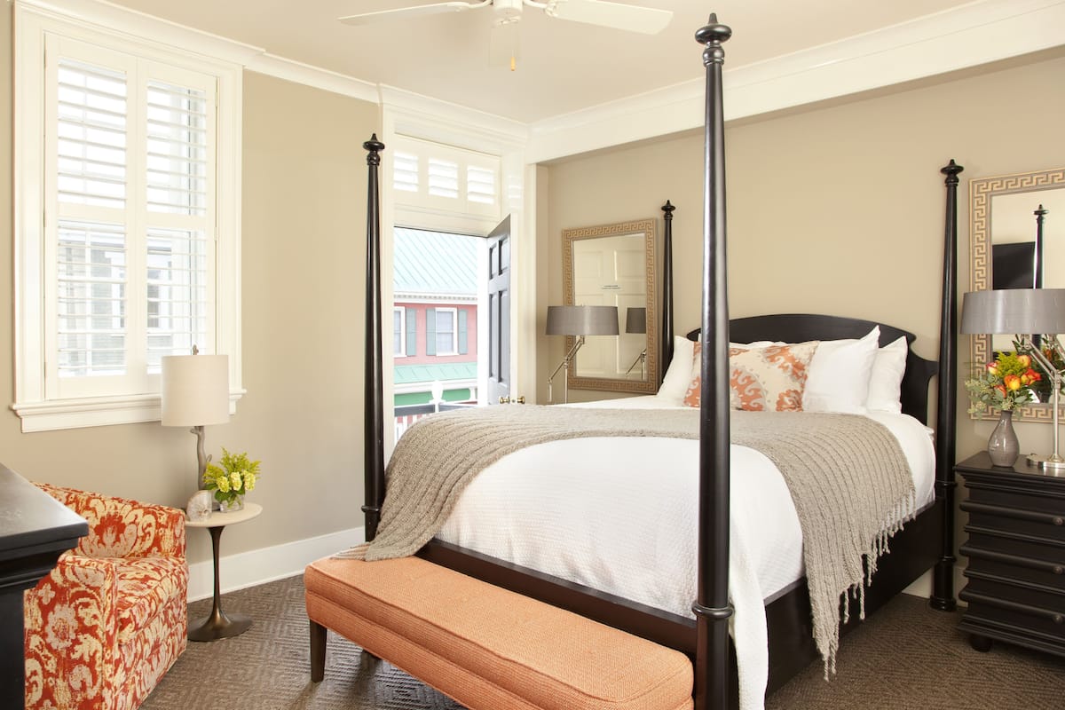 1 Schlafzimmer, italienische BettbezĂŒge von Frette