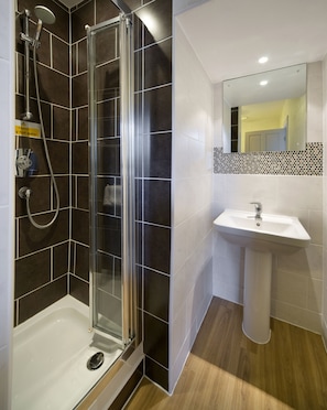 Bathroom | Hair dryer, towels - The Windermere Hotel (Windermere)
