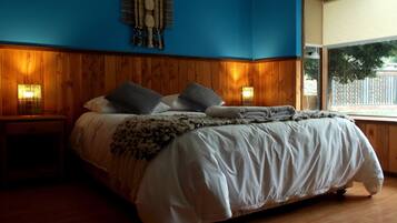 Chambre Double Tradition, 1 lit double, salle de bains privée, cÎté cour intérieure | Wi-Fi gratuit