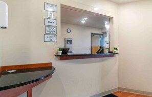 Lobby - Extended Stay America Select Suites - Grand Rapids - Wyoming (Wyoming)