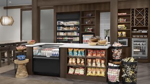 Snack bar - Hilton Garden Inn Greensboro Airport (Greensboro)