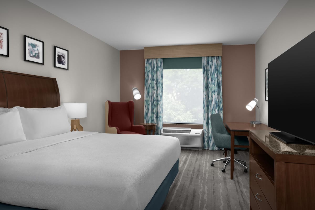 Kamar, 1 Tempat Tidur King, Bebas Asap Rokok | Seprai premium, meja kerja, dan ruang kerja ramah laptop