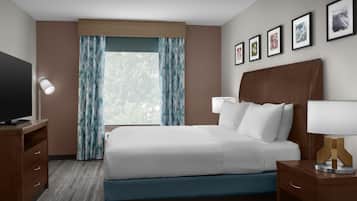 Suite, 1 King Bed, Accessible, Non Smoking (Hearing Impaired) | Premium bedding, desk, laptop workspace, blackout drapes