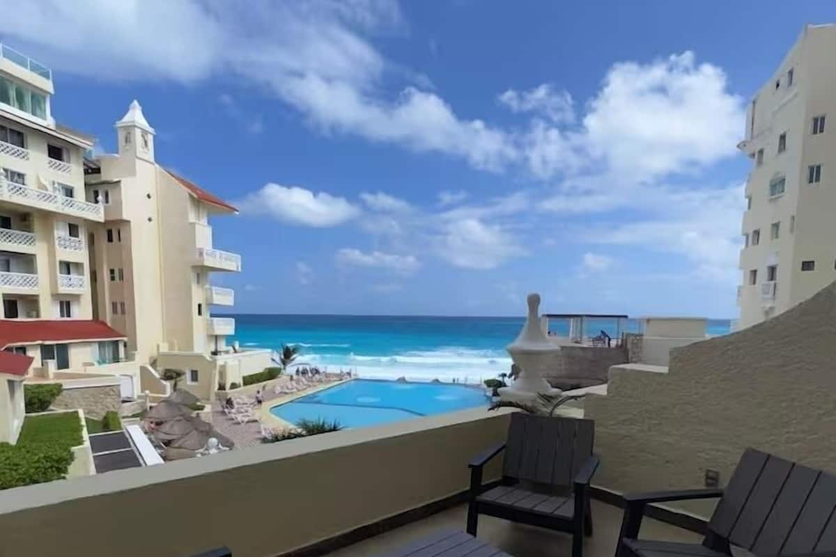 Comfort Studio, 2 Double Beds, Oceanfront | Terrace/patio