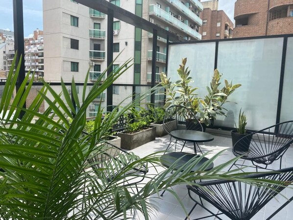 Deluxe Apartment, 1 Double Bed with Sofa bed | Terrace/patio