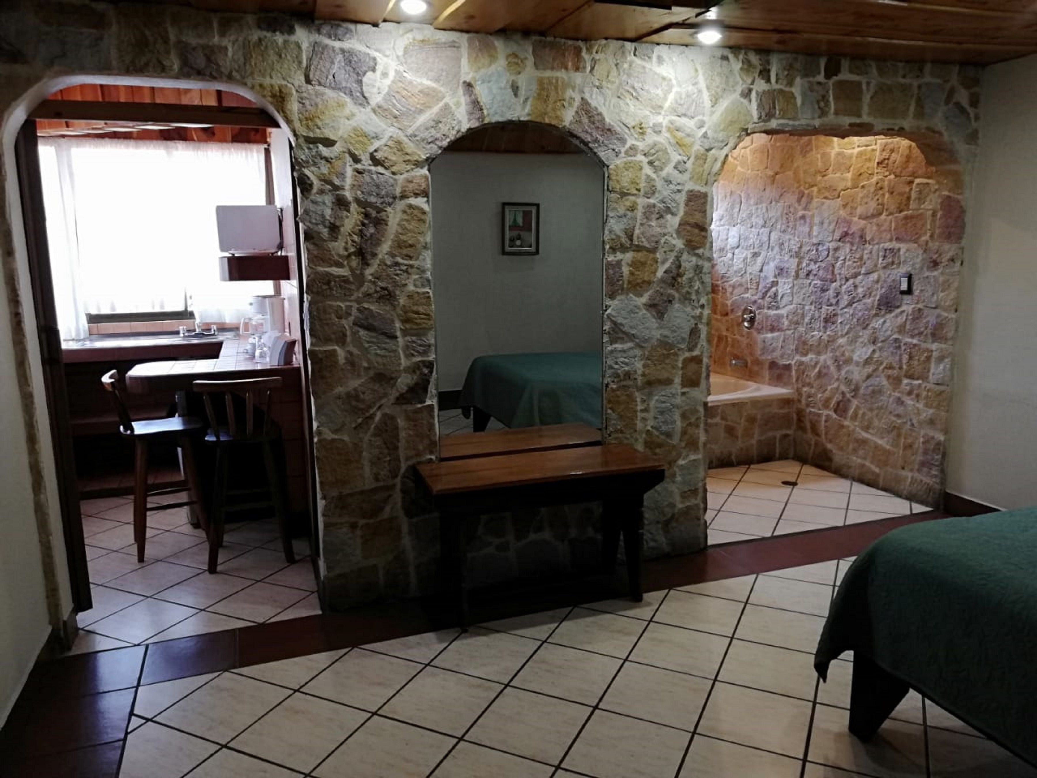 Superior Room, 1 Bedroom | Iron/ironing board, rollaway beds, free WiFi, bed sheets