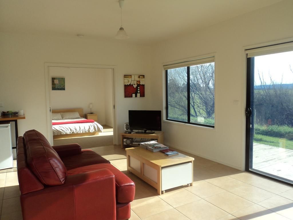 浪漫平房, 1 间卧室, 河景 (The River House) | 特色装修、特色家居、笔记本电脑工作区、熨斗/熨衣板