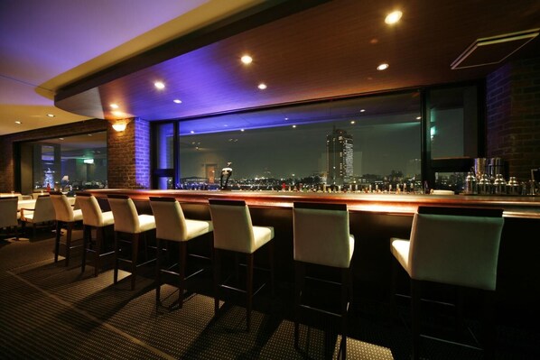 Bar (on property) - Hotel Sanderson (Maebashi)