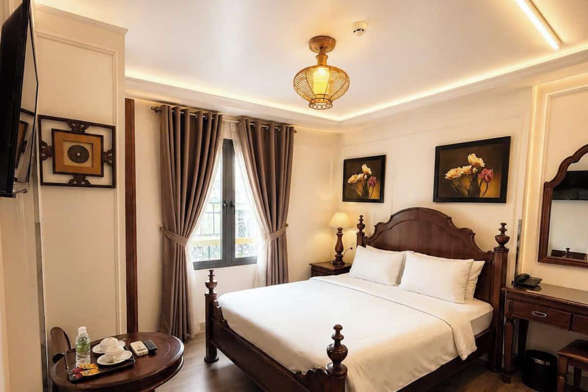 Deluxe Double Room, City View | Premium bedding, memory foam beds, minibar, in-room safe