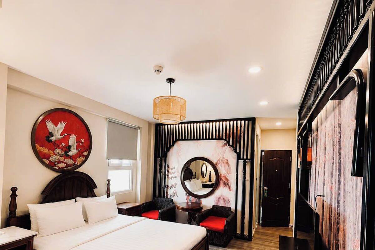 Deluxe Room with Window