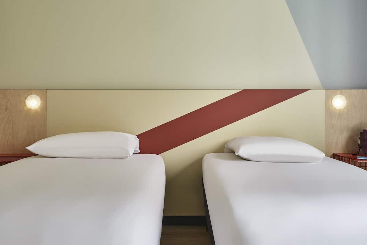 Zweibettzimmer, 2 Einzelbetten