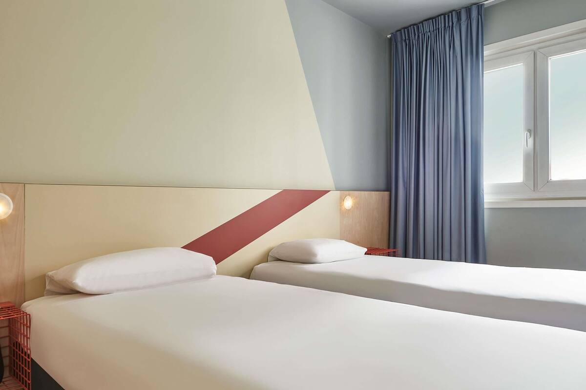 Chambre avec lits jumeaux, 2 lits une place