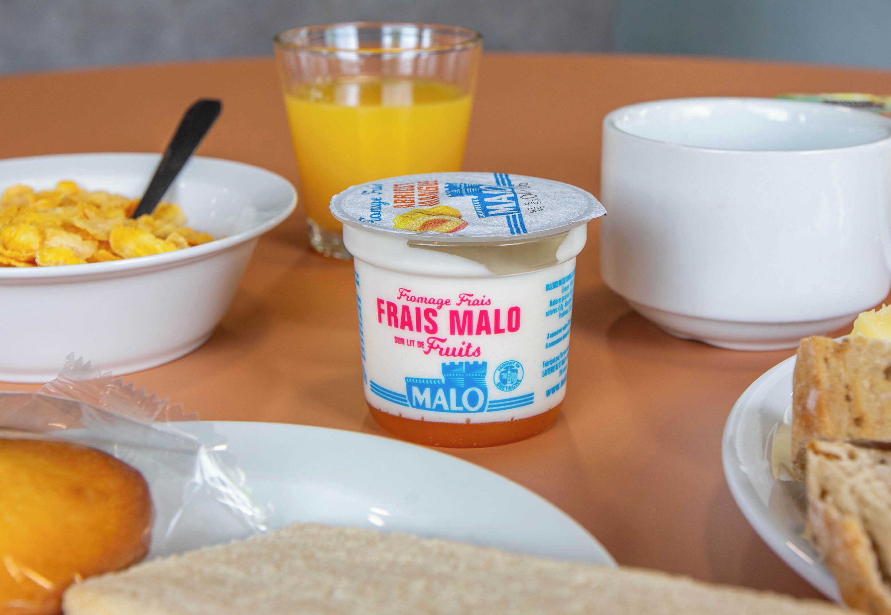 daily buffet breakfast (eur 8.90 per person)