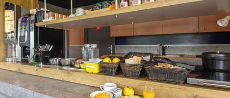 Esmorzar diari d'estil bufet (de pagament)