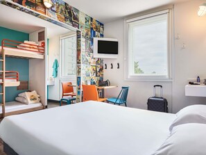 Blackout curtains, iron/ironing board, travel cot, free WiFi - hotelF1 Roissy CDG (Roissy-en-France)