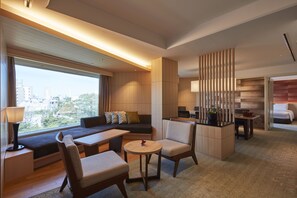 Down comforters, minibar, in-room safe, desk - Gajoen Tokyo (Tokyo)