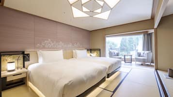 Down duvets, minibar, in-room safe, desk