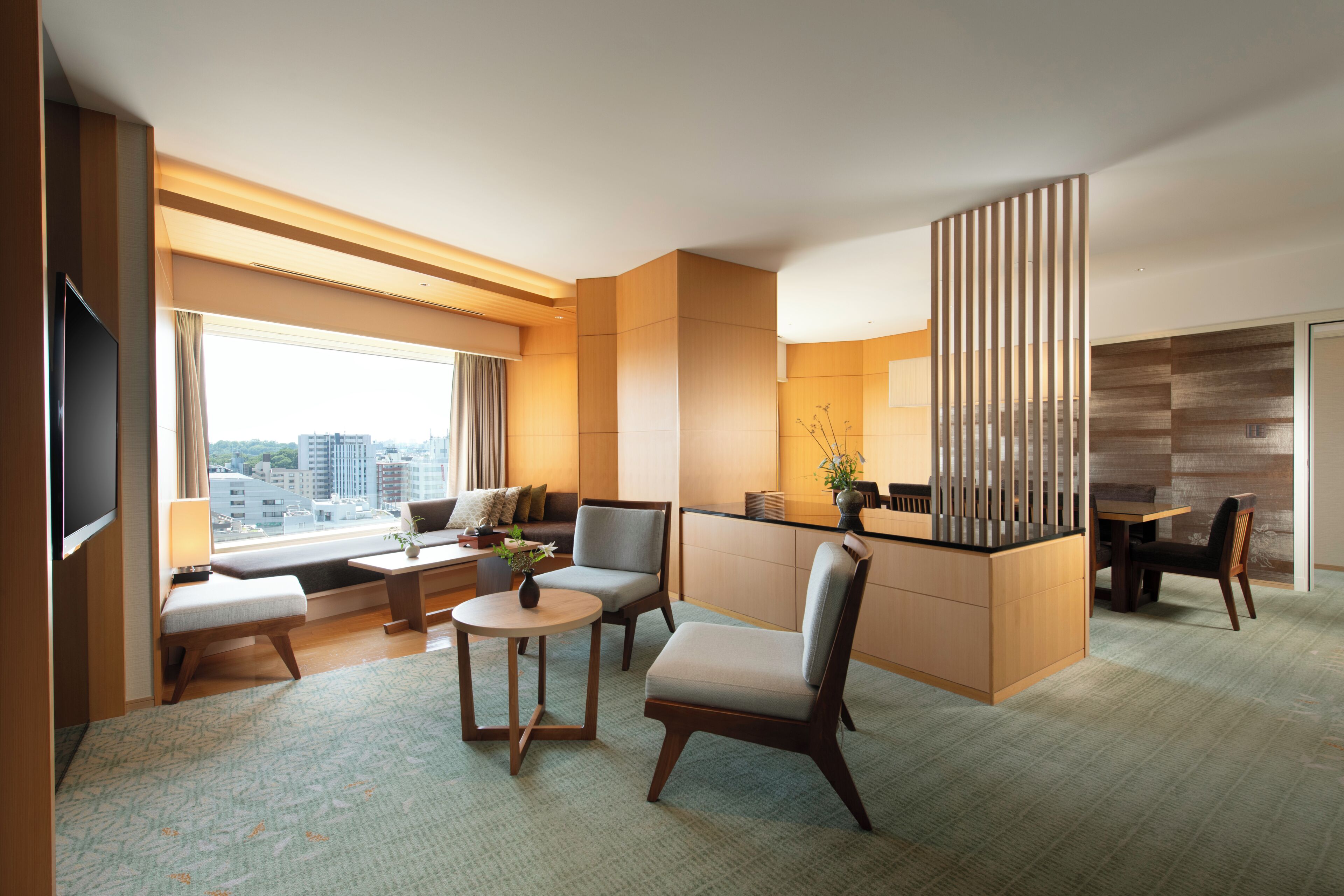 Couette en duvet d'oie, minibar, coffres-forts dans les chambres, bureau