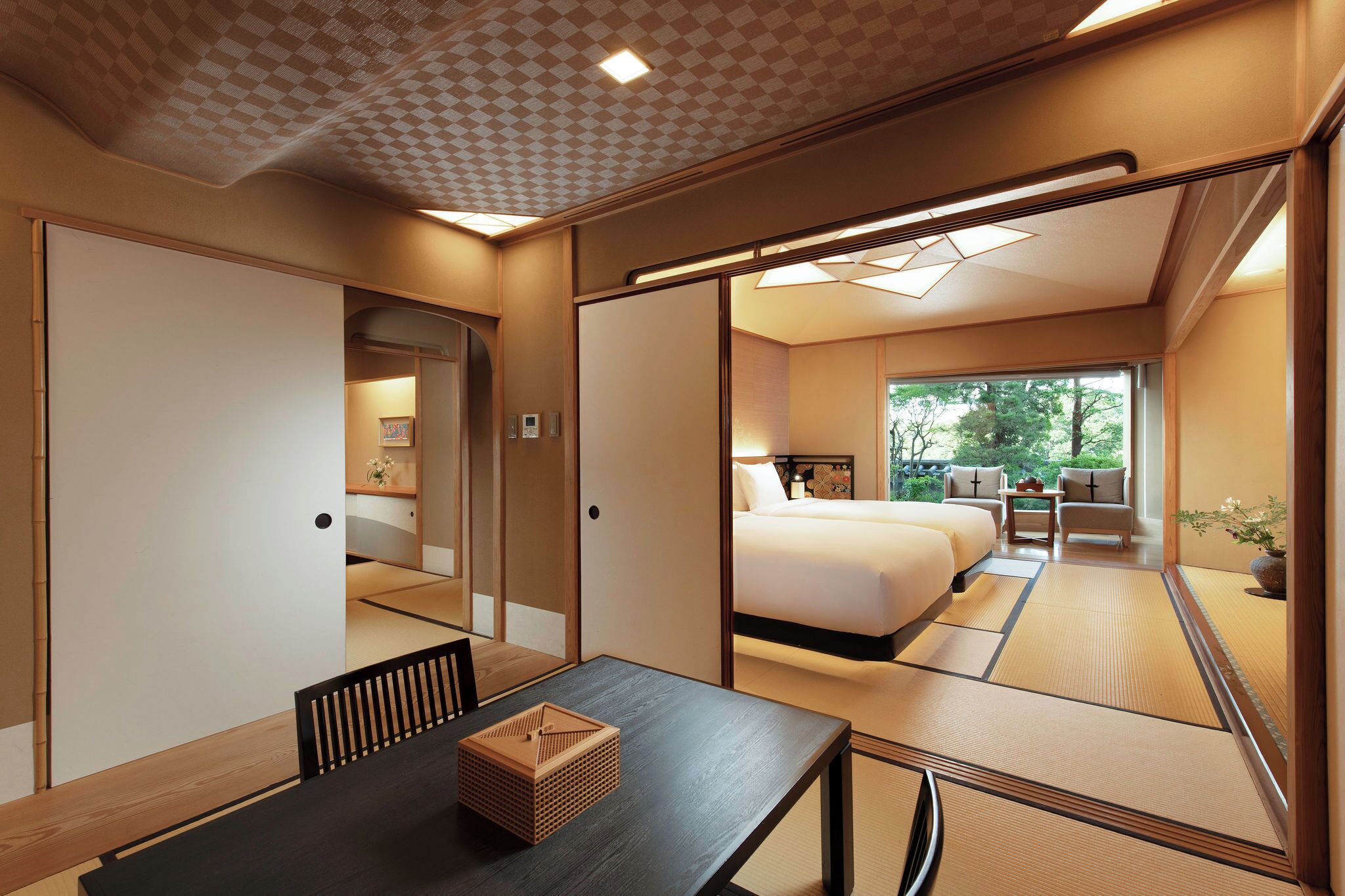 Premium Room, 2 Twin Beds, Jetted Tub | Down comforters, minibar, in-room safe, desk