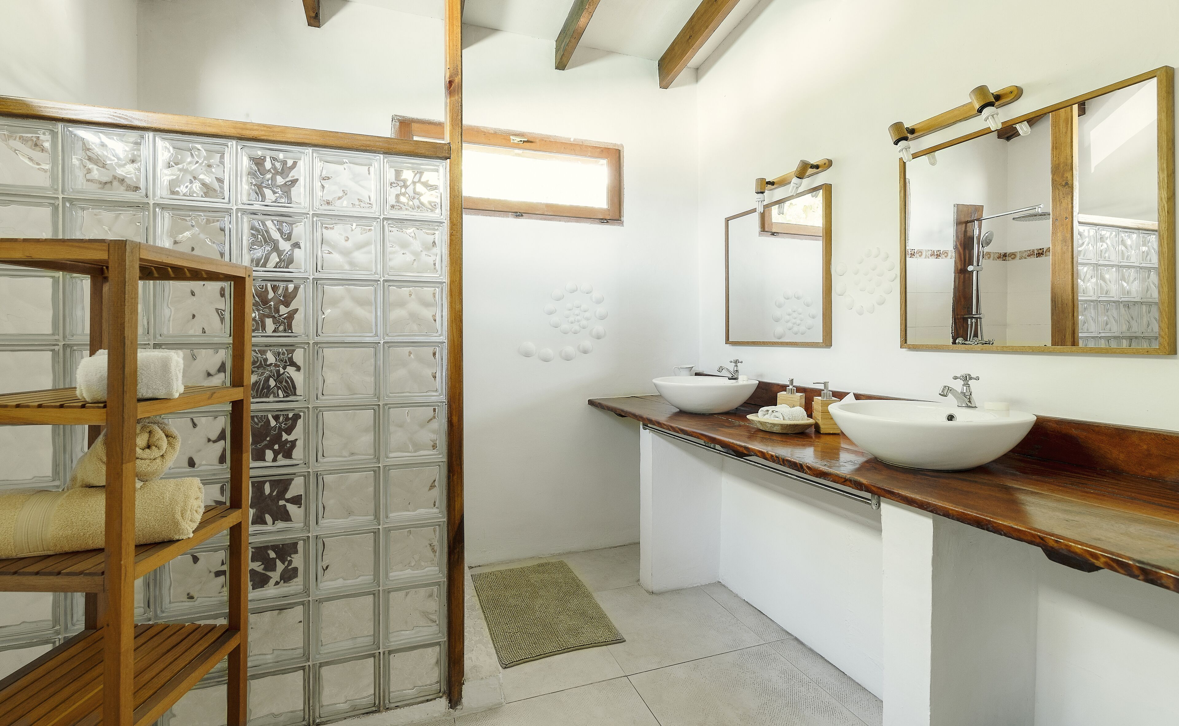 duplex, 2 bedrooms, beach view | bathroom | shower, rainfall showerhead, free toiletries, hair dryer