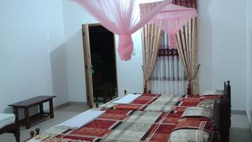 Family Suite Non/AC | 1 bedroom, desk, soundproofing, rollaway beds