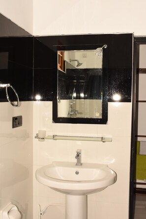 Shower, free toiletries, hair dryer, bathrobes