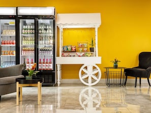 Daily continental breakfast for a fee - ibis budget Sheffield Arena (Sheffield)