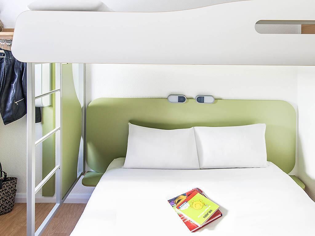 Bureau, Wi-Fi gratuit, draps fournis