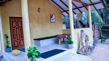 Deluxe Double Room | Garden view