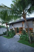 Fachada de la propiedad