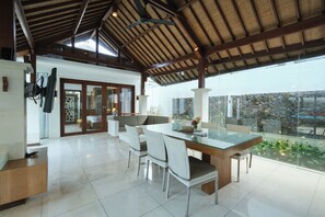 Vila, 2 kamar tidur, kolam renang pribadi | Area keluarga | TV layar datar