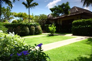 Property grounds - Pai Tan Villas (Choeng Thale)